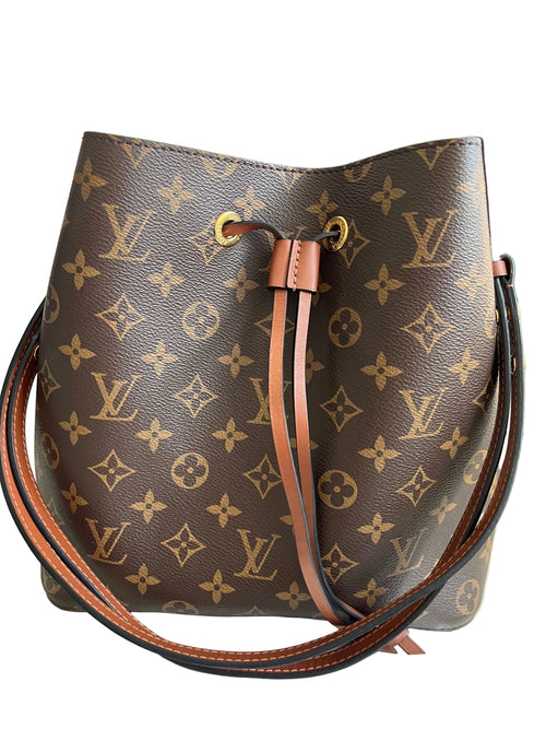 Louis Vuitton NéoNoé MM bucket bag